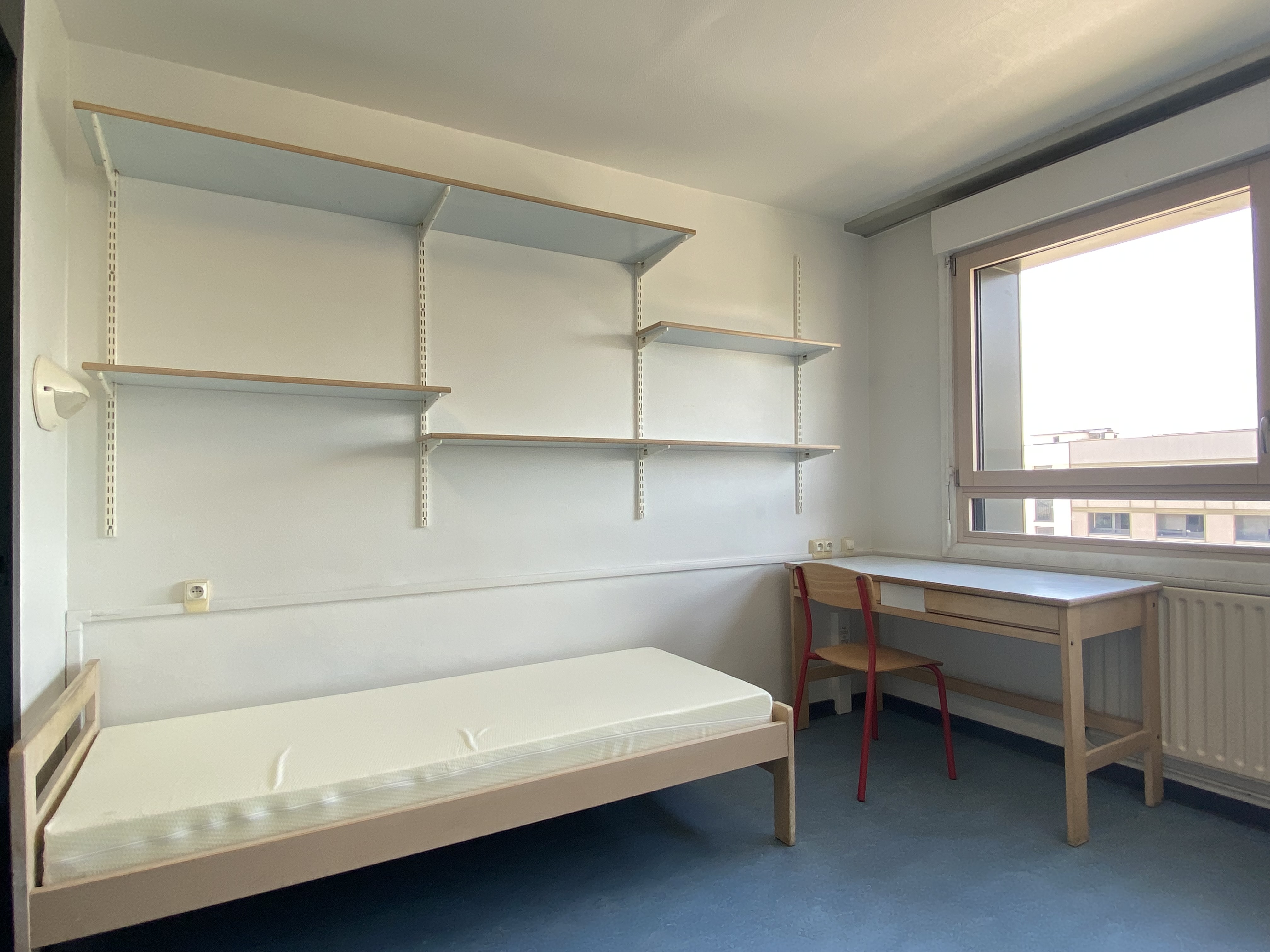 Côté gauche, vue du lit — turne INSA Lyon